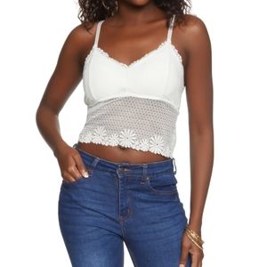 🥰NEW White Lace Crop Top